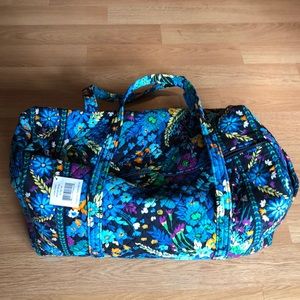 Vera Bradley large duffel in Midnight Blues
